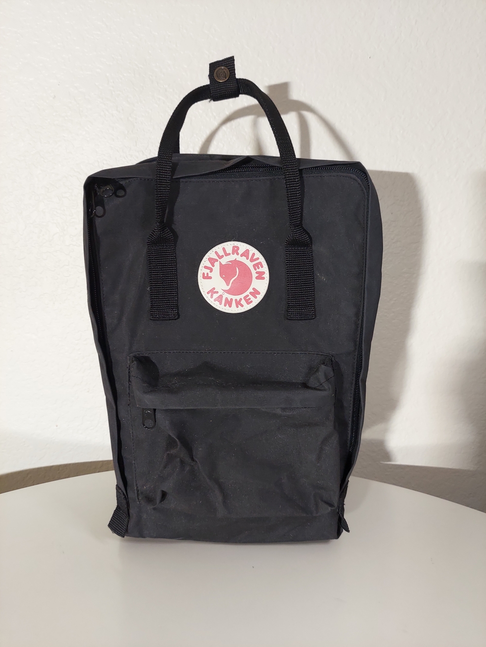 Fjallraven Kanken 15" Labtop Graphite/Black Multi Pocket Logo Backpack